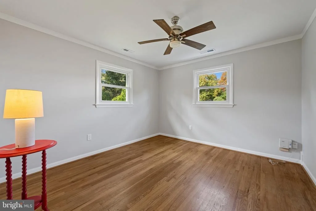 Photo of 19724 MEREDITH DRIVE