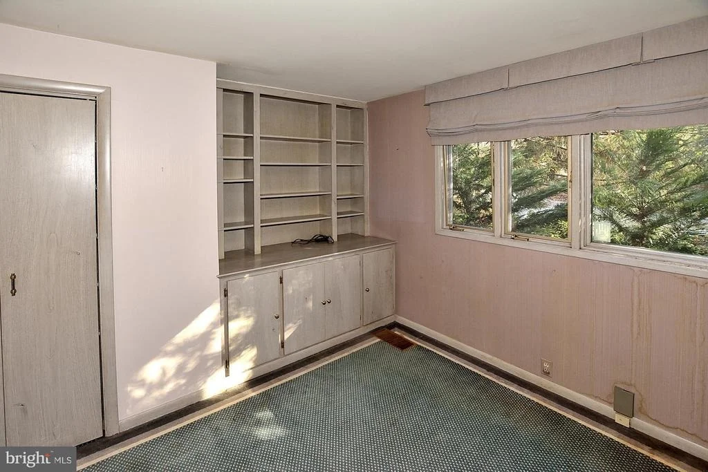 Photo of 4 BUTTONWOOD LANE