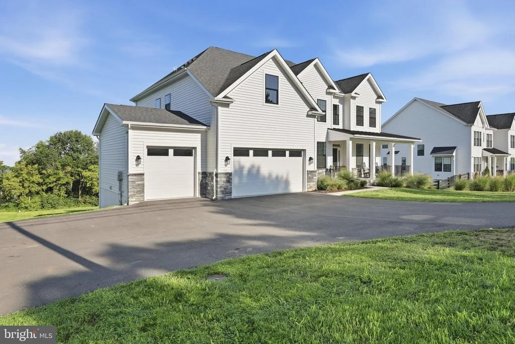 Photo of 7026 RIDGE ROAD