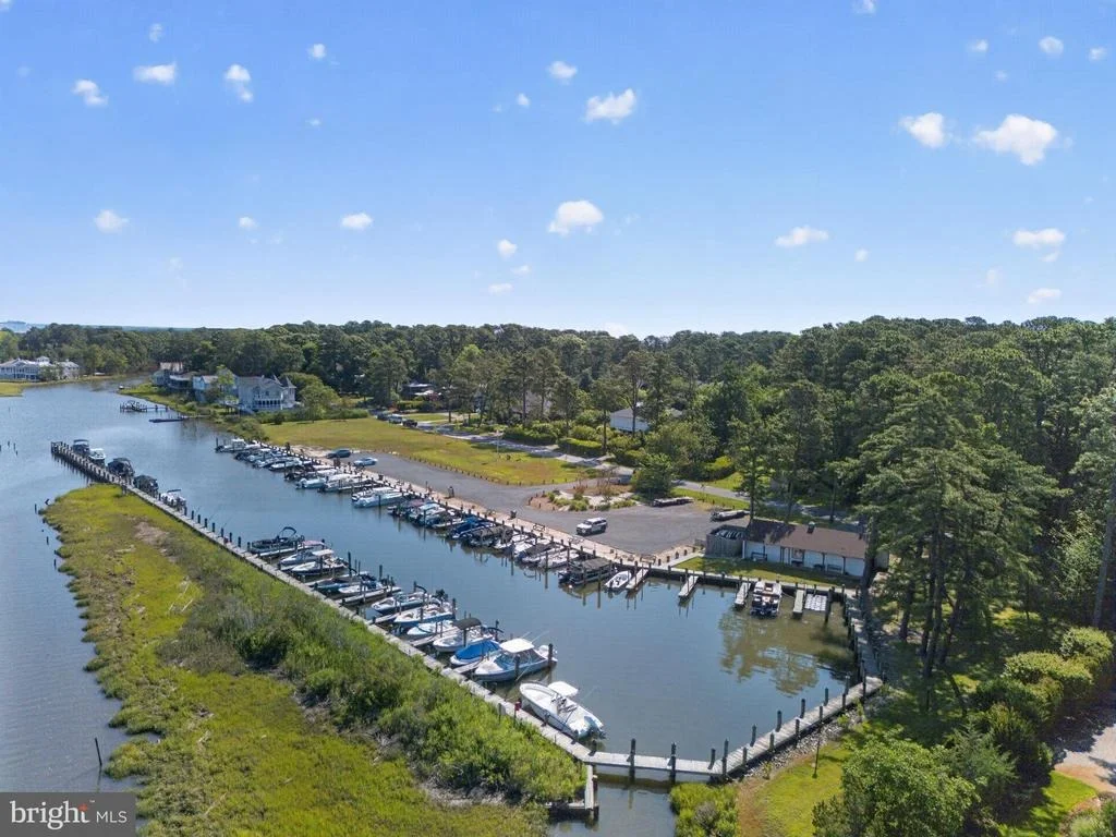 Photo of 1 TIDEWATERS ROAD