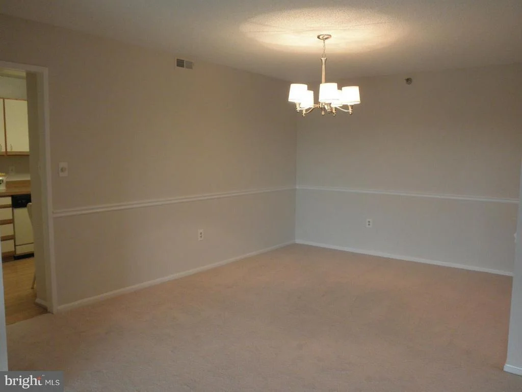 Photo of Unit 1915 at 15101 INTERLACHEN DRIVE