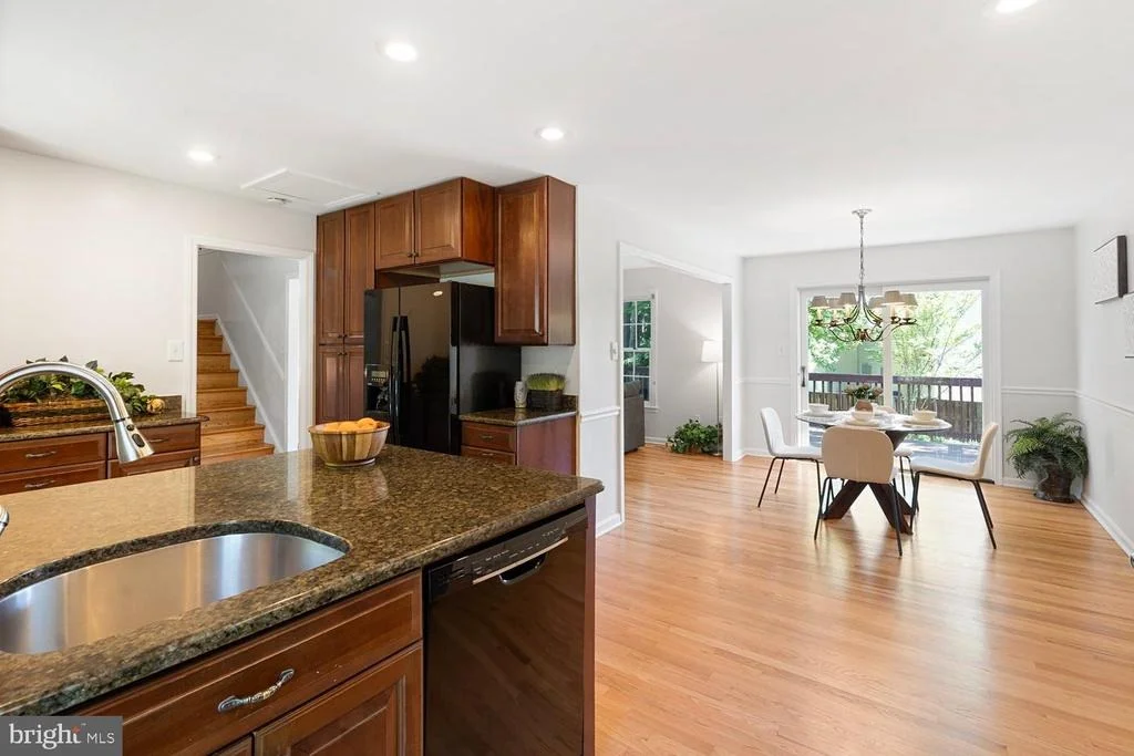 Photo of 9501 WALLINGFORD DRIVE