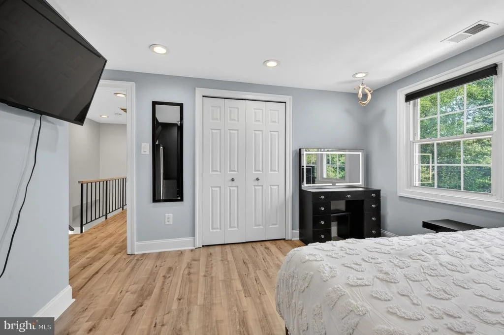 Photo of 4202 MINSTRELL LANE
