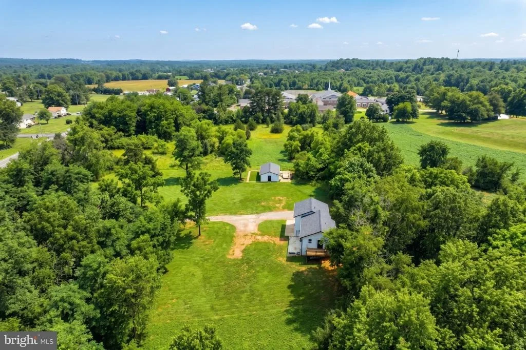 Photo of 1001 FREDERICK PIKE