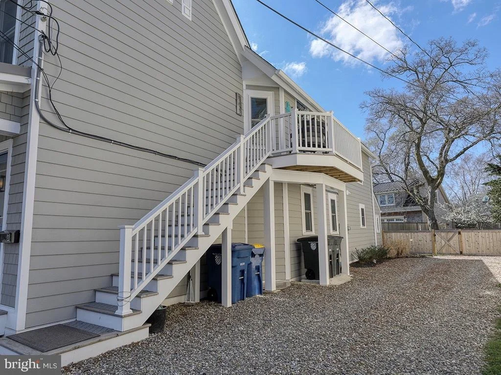 Photo of 412 KINGS HIGHWAY