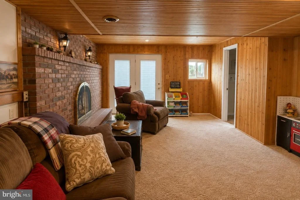 Photo of 4719 RIDGE ROAD