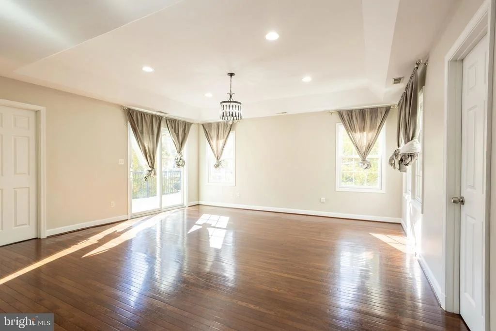 Photo of 3306 LABYRINTH ROAD