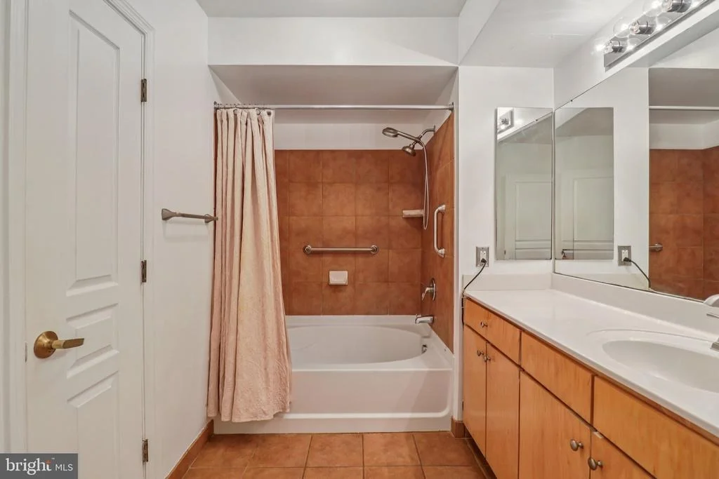 Photo of Unit 721 at 616 E STREET NW