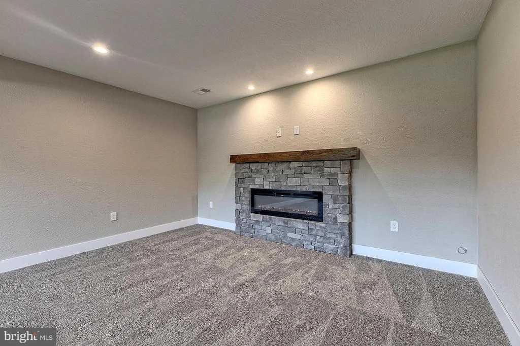 Photo of 442 WENDEL ROAD