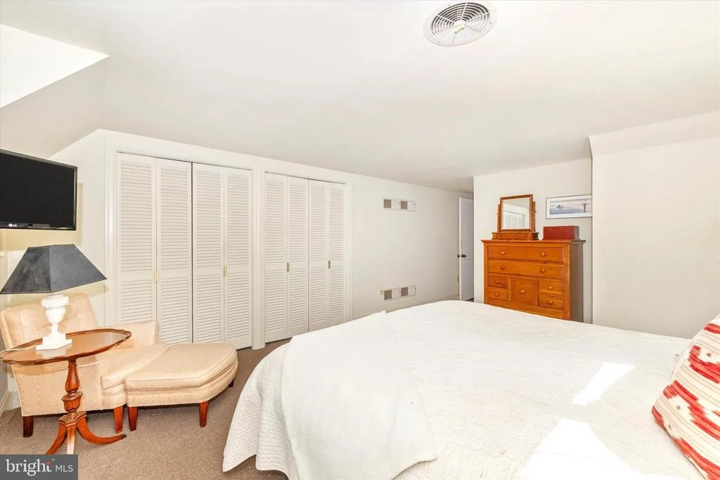 Photo of 5433 SHOOKSTOWN ROAD