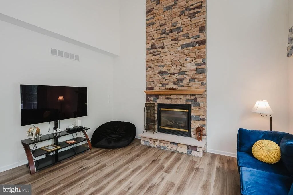Photo of 726 CONCORD POINT DRIVE
