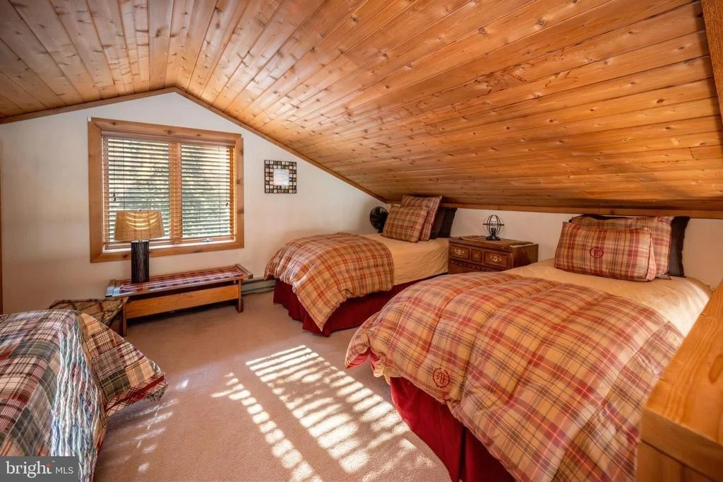 Photo of 11 VALLEY VIEW DRIVE