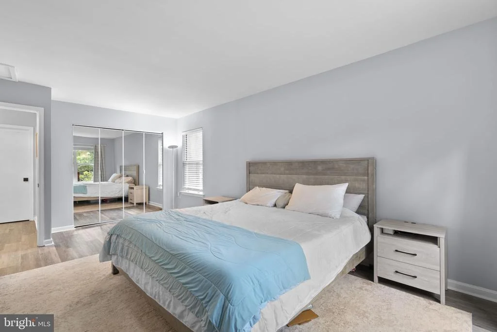 Photo of 287 NORTH DRIVE