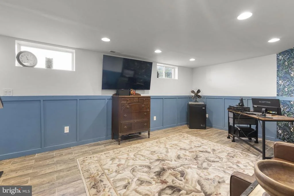 Photo of 9504 BILTMORE DRIVE