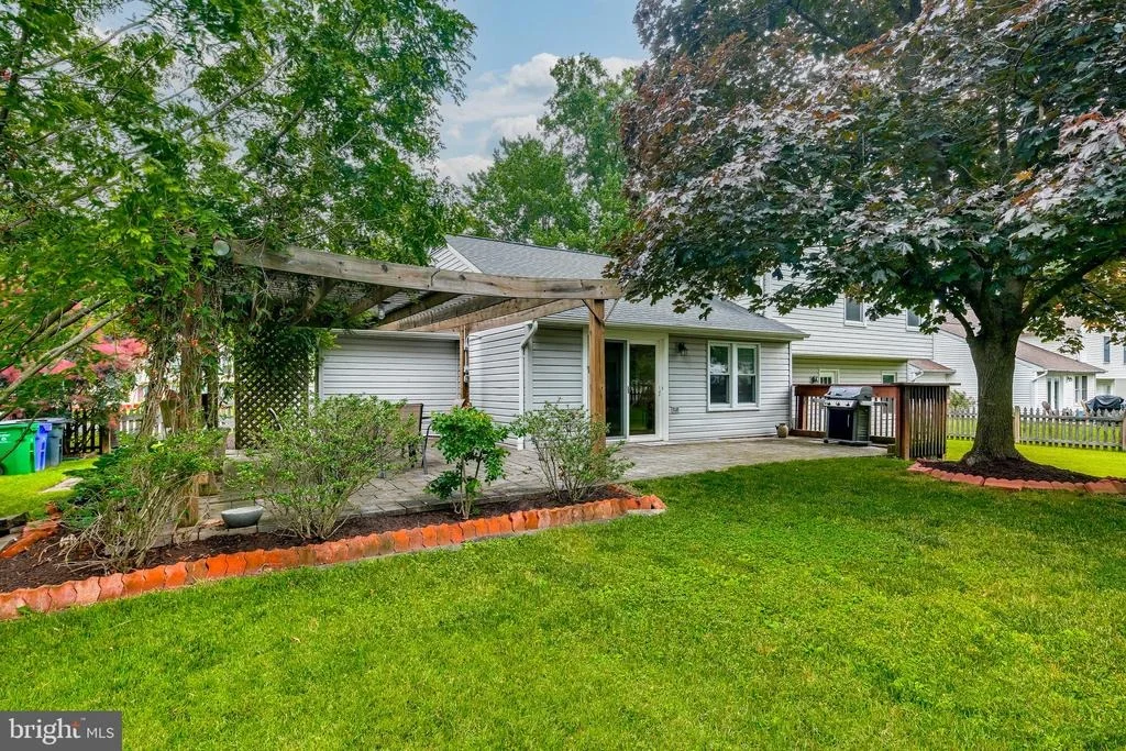 Photo of 10491 FAIR OAKS