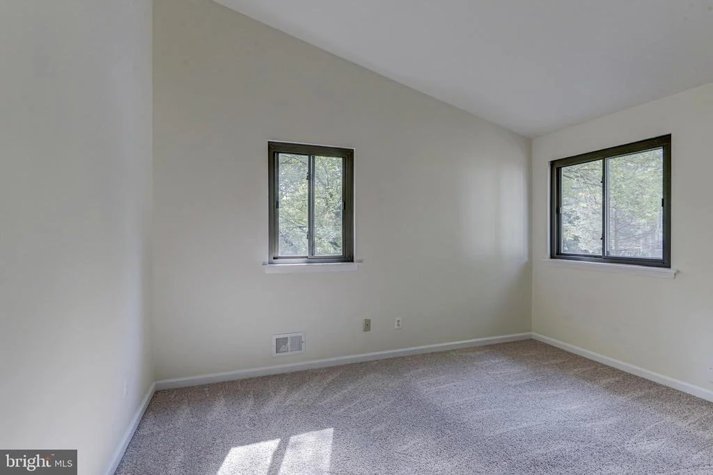 Photo of 9467 MACOMBER LANE