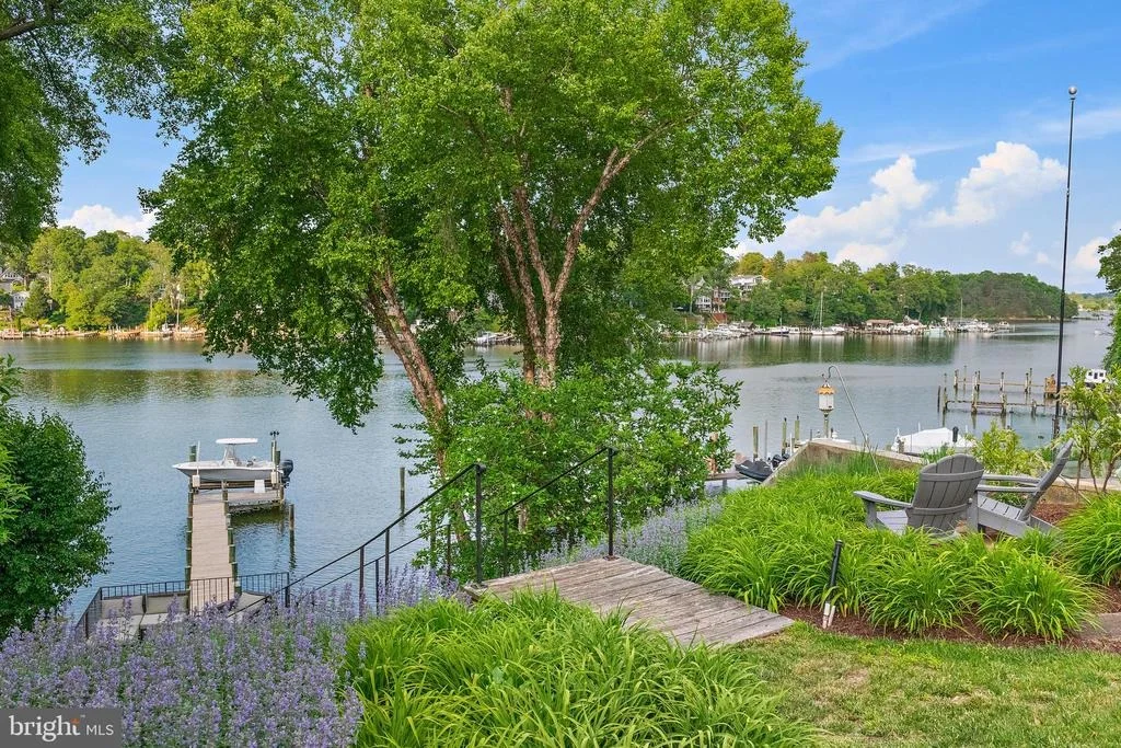 Photo of 1210 SEVERNVIEW DRIVE