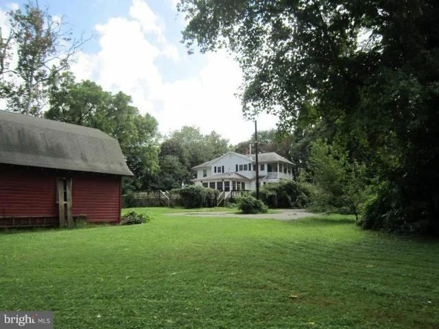 Photo of 4013 GALLOWS ROAD