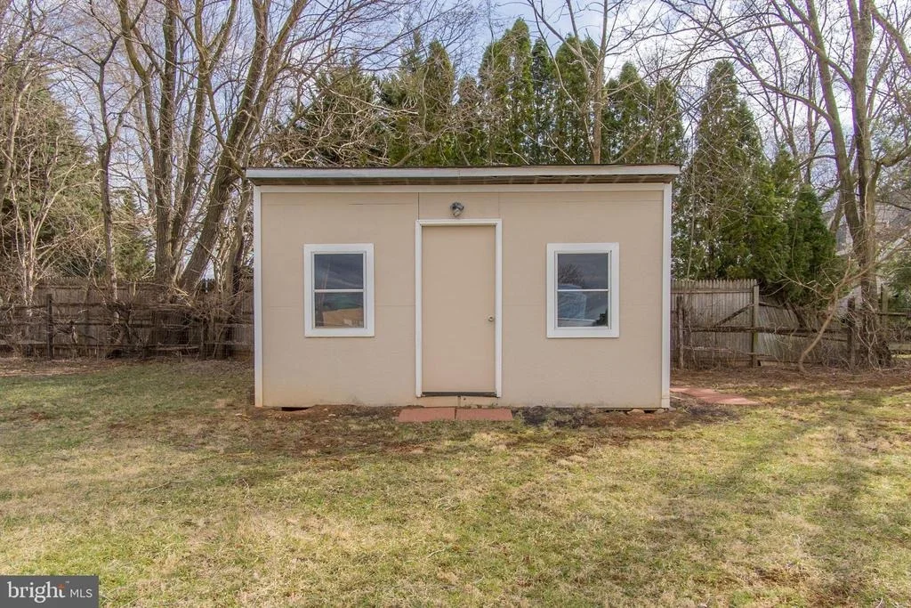 Photo of 3916 VALLEY VIEW ROAD