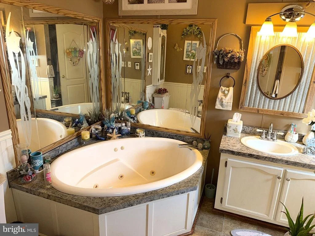 Photo of 8007 FAIR BREEZE DRIVE