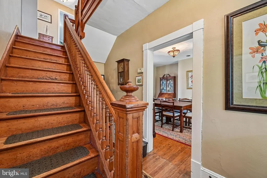 Photo of 20925 CLARKSBURG ROAD