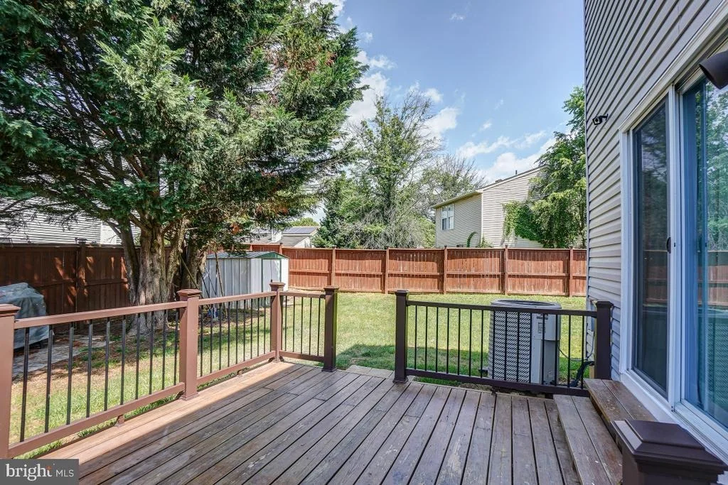 Photo of 8 TARFSIDE COURT