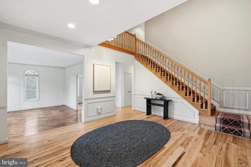 Photo of 6505 RIVER ROAD