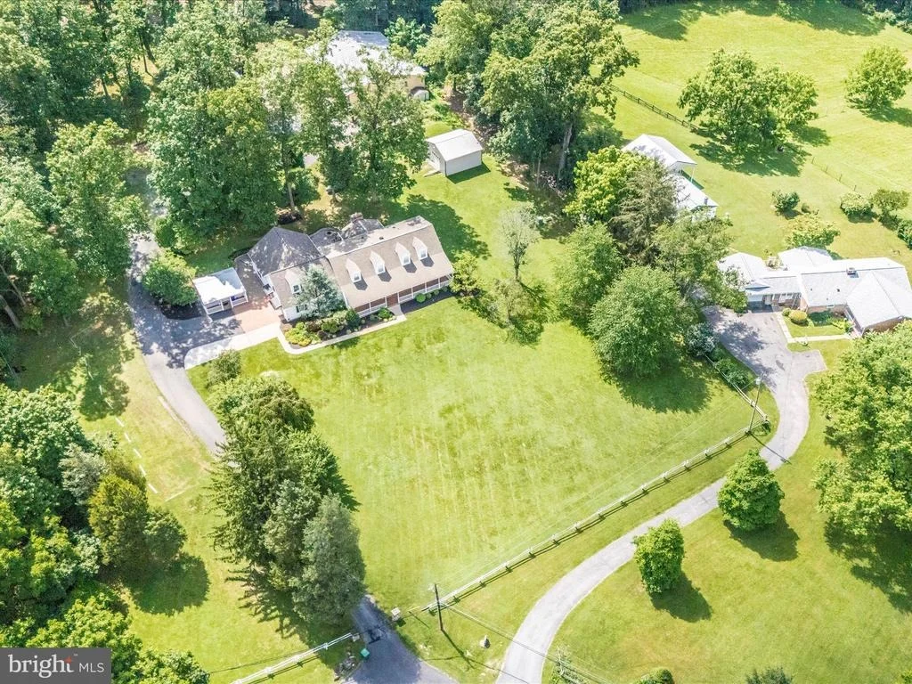 Photo of 6047 QUINN ROAD