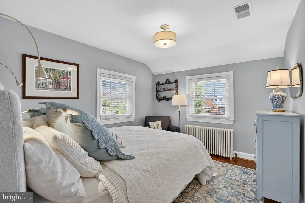 Photo of 1210 W BRADDOCK ROAD