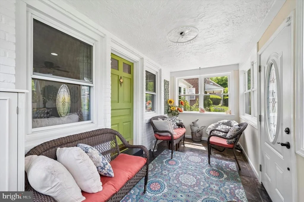 Photo of 635 LUKENS AVENUE