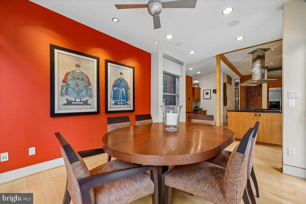 Photo of 1212 WOODSIDE PARKWAY