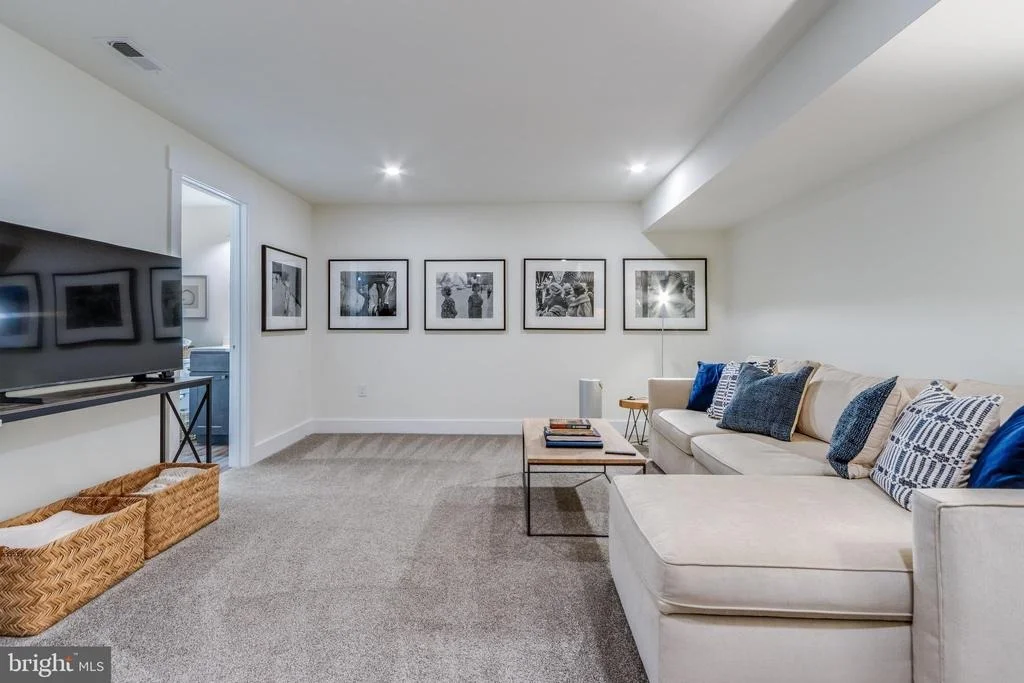 Photo of 16471 FOUR LEAF DRIVE