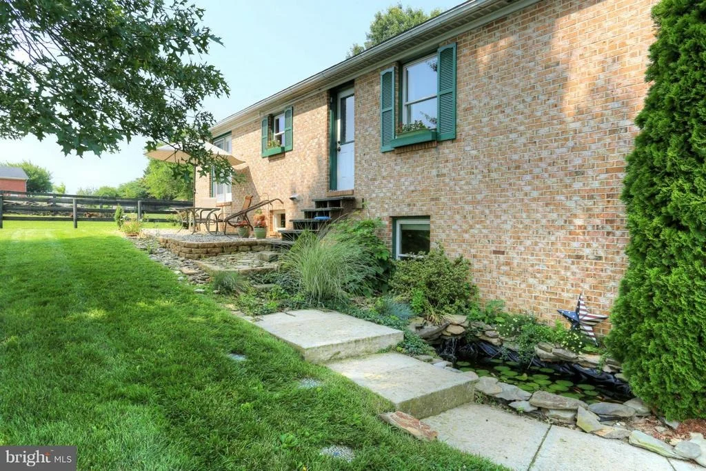 Photo of 4429 SAINT MARKS ROAD