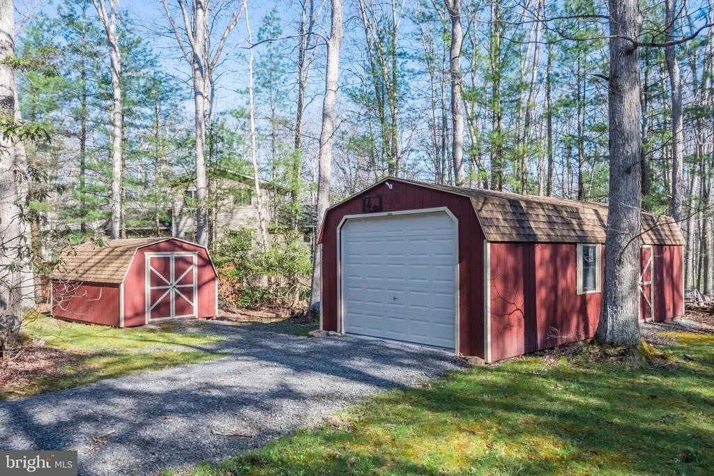 Photo of 245 OAK WAY ROAD