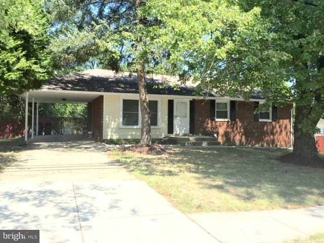 Photo of 7406 WALKER MILL ROAD
