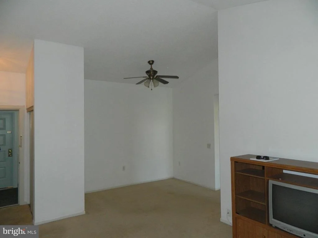 Photo of Unit 873C at 15311 PINE ORCHARD DRIVE