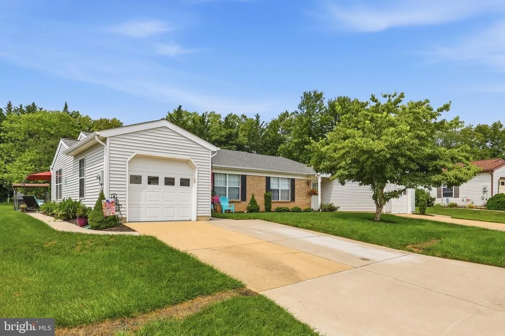 Photo of 5679 BARBERRY COURT
