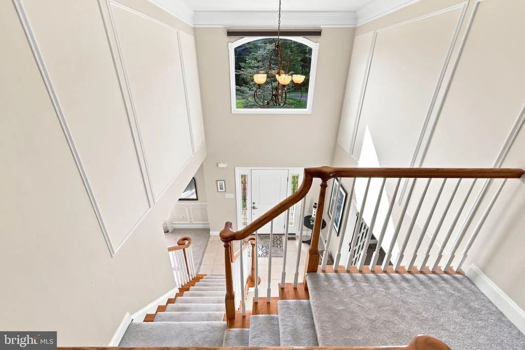 Photo of 646 ALBERTSON ROAD