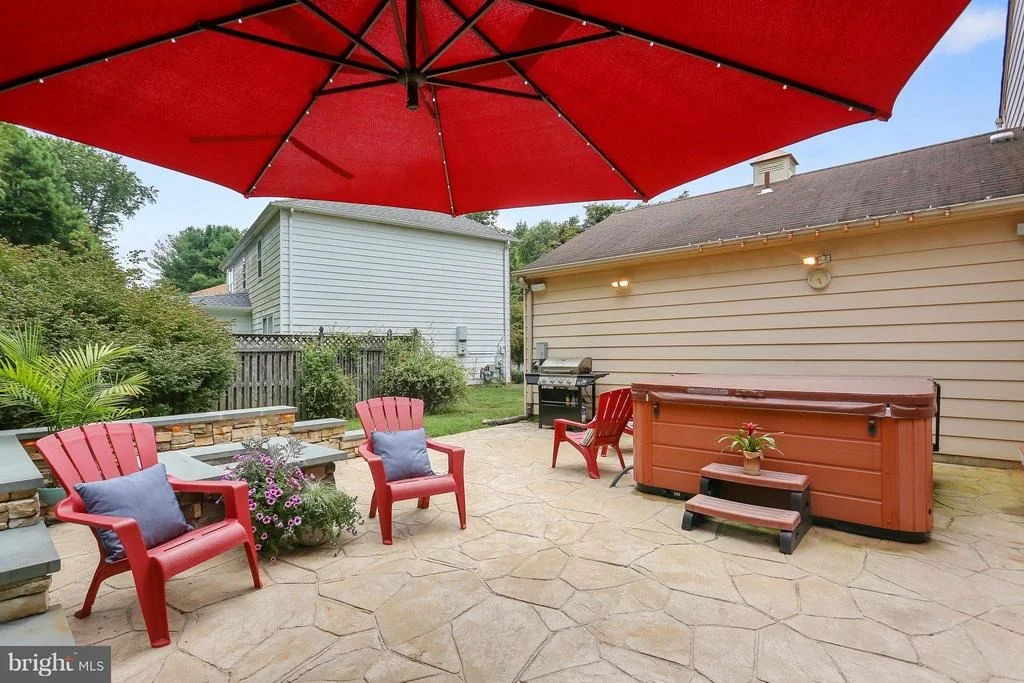 Photo of 4617 THORNHURST DRIVE