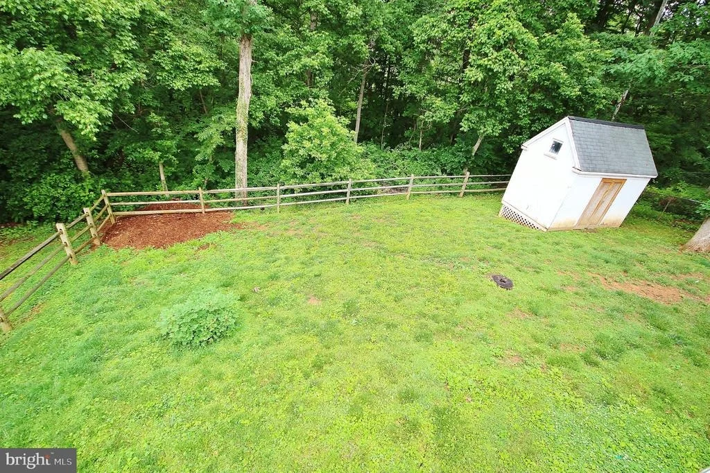 Photo of 5504 INVERCHAPEL ROAD