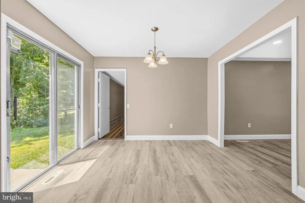 Photo of 10107 SNOWDEN ROAD
