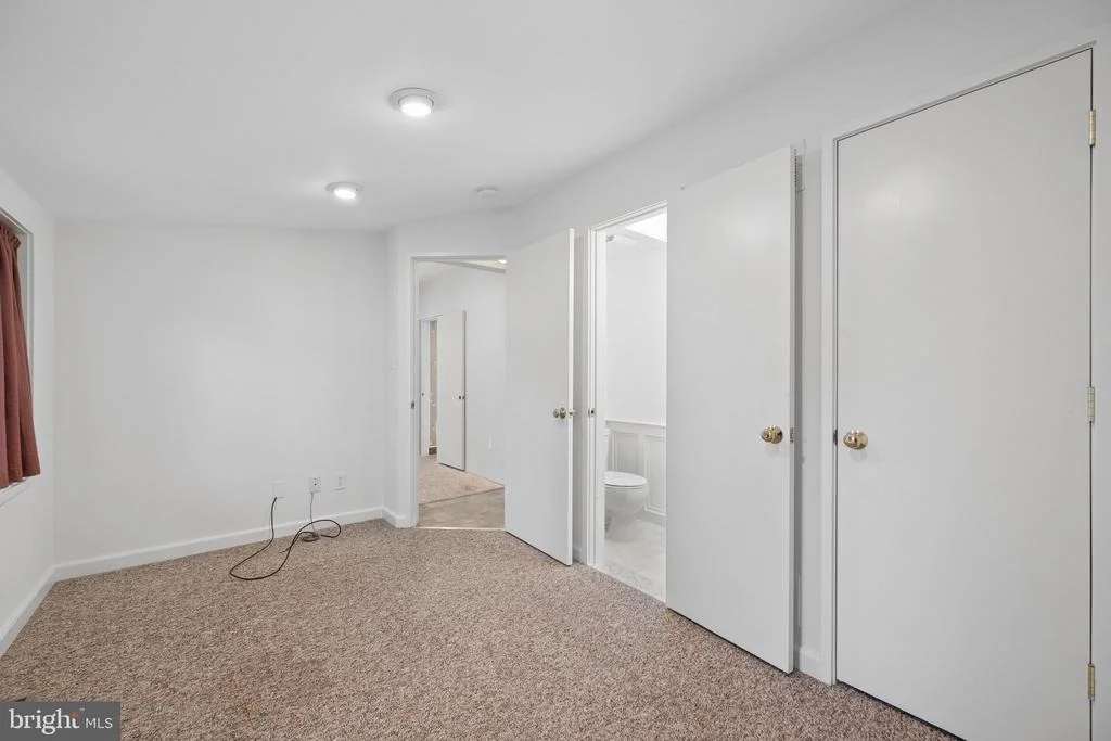Photo of 12725 HOLDRIDGE ROAD