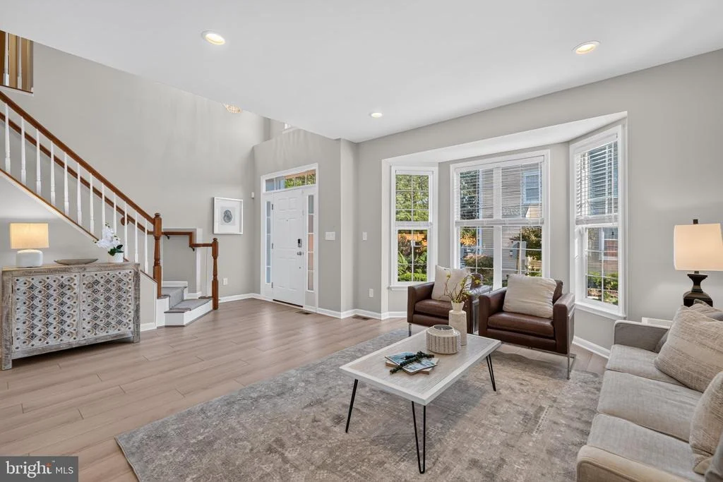 Photo of 6482 WARWICK CIRCLE
