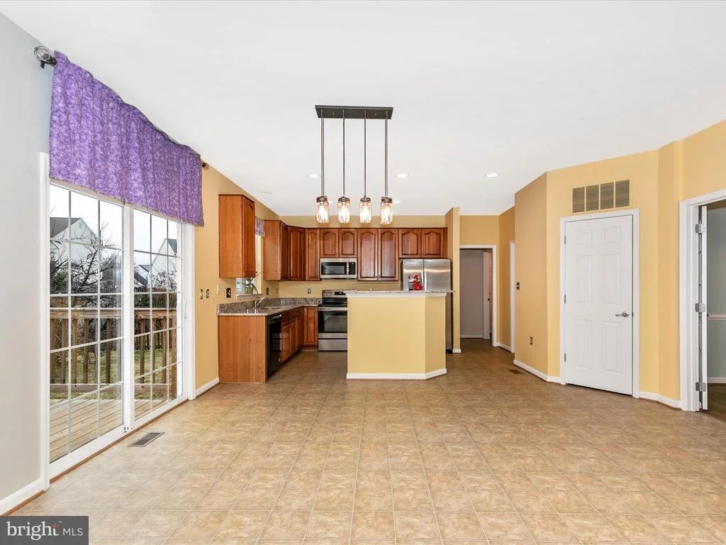 Photo of 605 CROSSOVER COURT