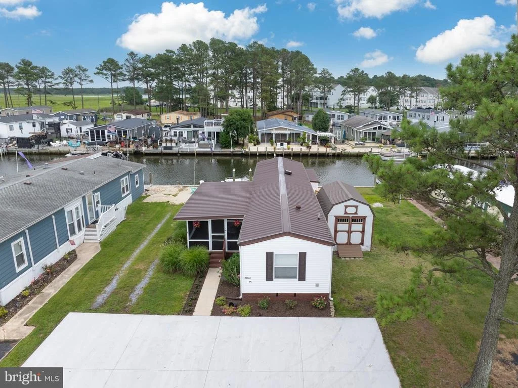Photo of 35546 PINE DRIVE