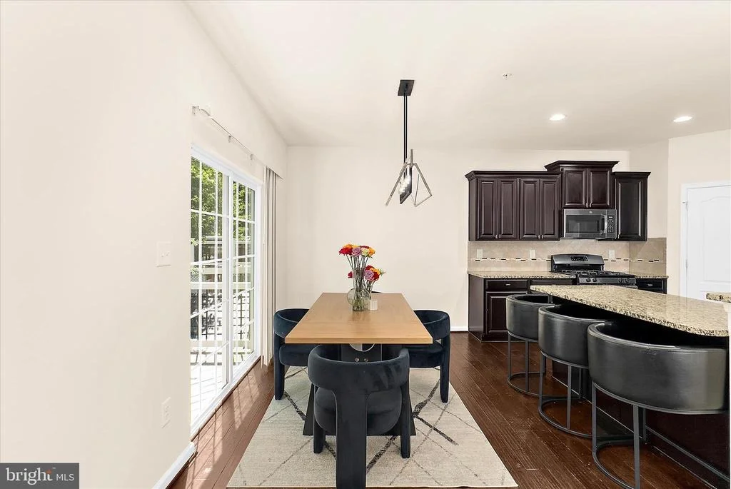 Photo of 7807 STONEBRIAR DRIVE