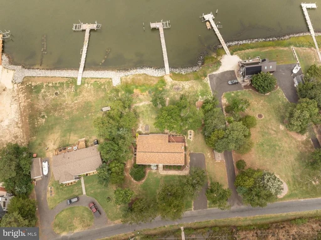 Photo of 7940 RIVERVIEW ROAD