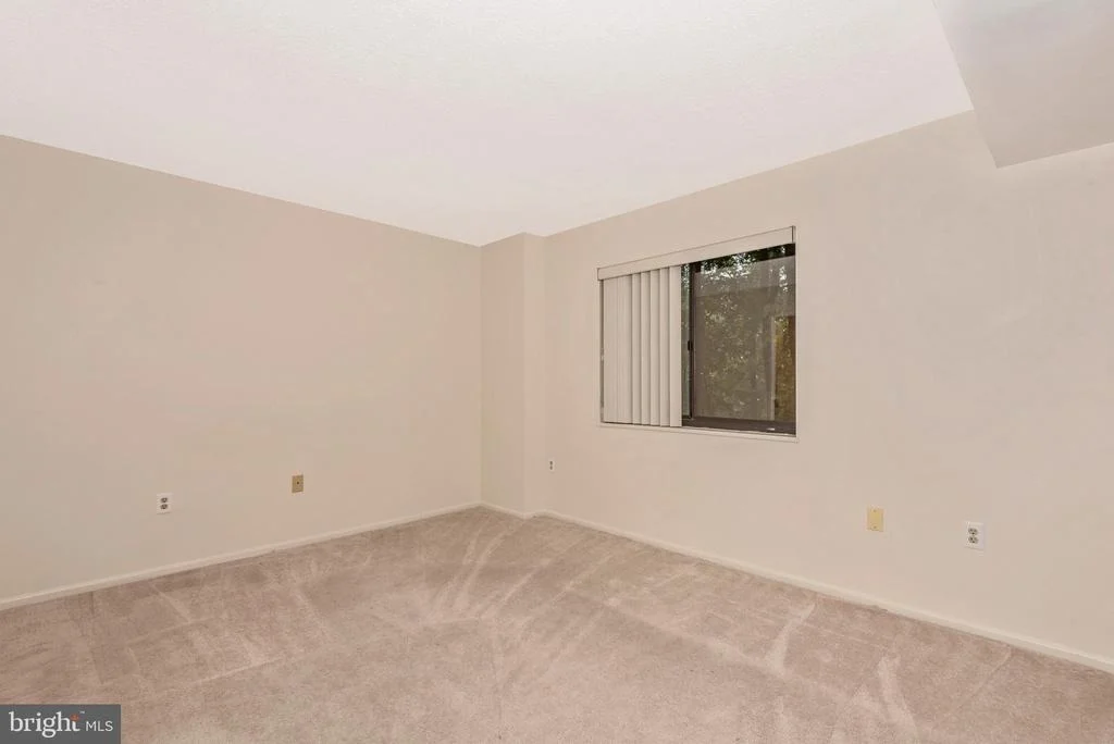 Photo of Unit 4308 at 15100 INTERLACHEN DRIVE