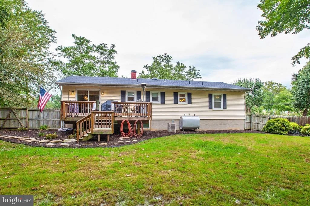 Photo of 6209 BROOKLYN BRIDGE ROAD