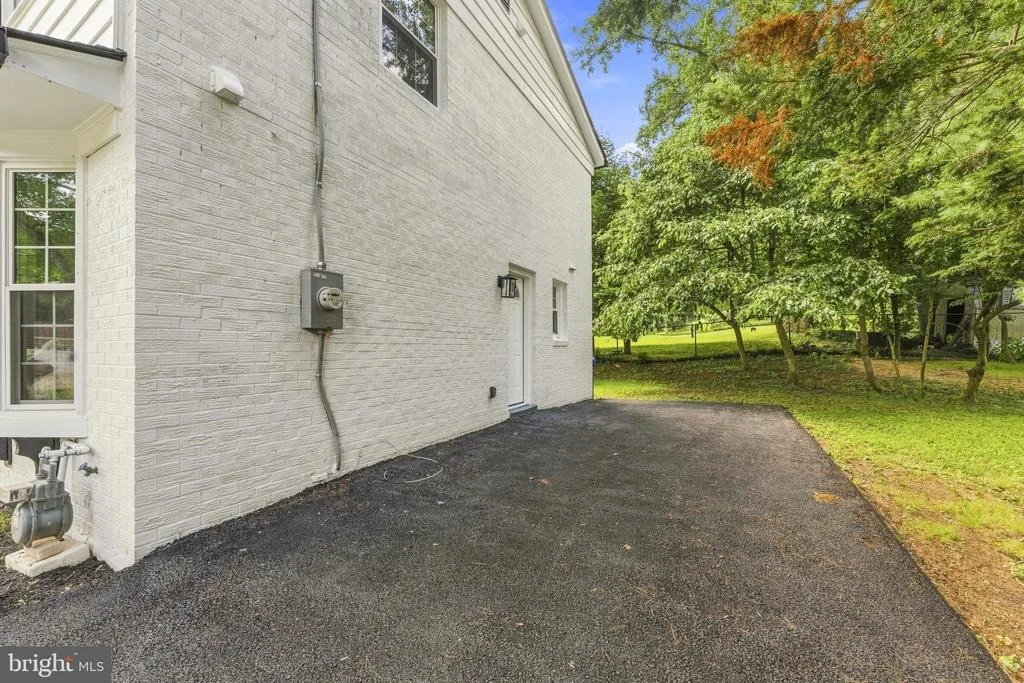 Photo of 2610 SILVERDALE DRIVE